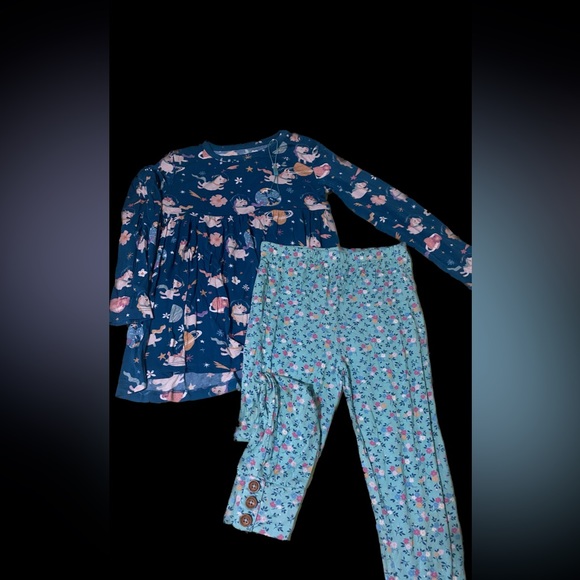 Posh Peanut Other - New Posh peanut unicorn and space top and leggings size 7.